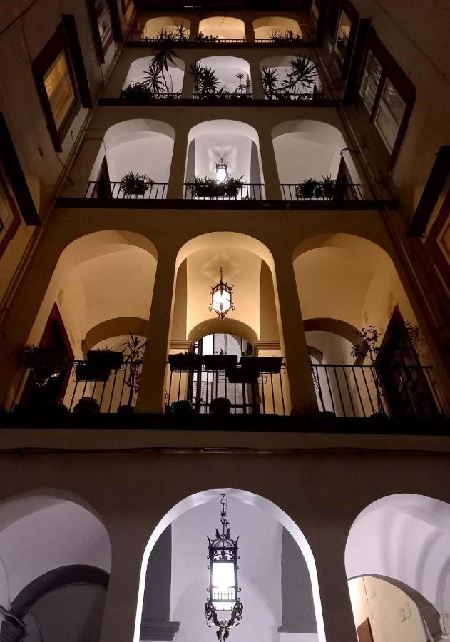 Le Stanze Di Partenope Naples Exterior photo